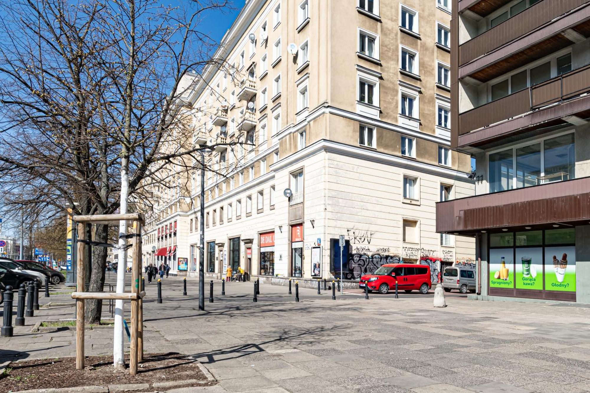 Superapart Jana Pawla Ii 63 * Warszawa